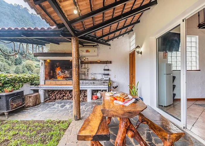 Ivy Cottage By Madeira Sun Travel